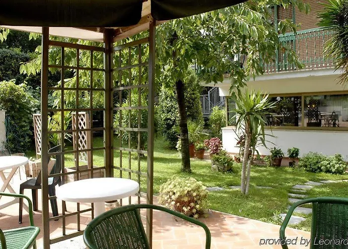 Aurora Garden