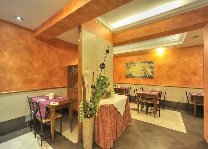 Hotel Aurora Garden 3*